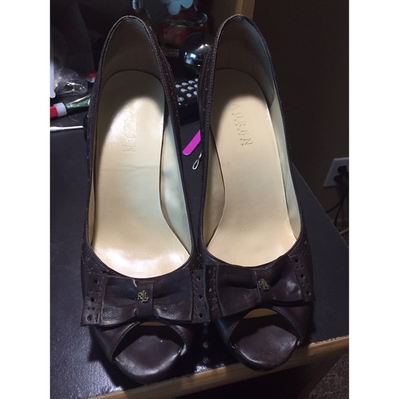 Lauren by Ralph Lauren brown bow pumps