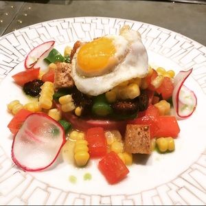 Meet your Posher, Akiko