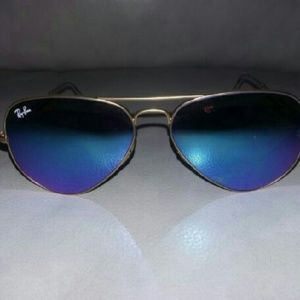 New Rayban Aviators RB 3025