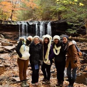 Meet your Posher, Hillary