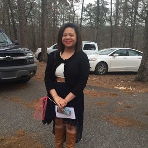 Meet your Posher, Leah