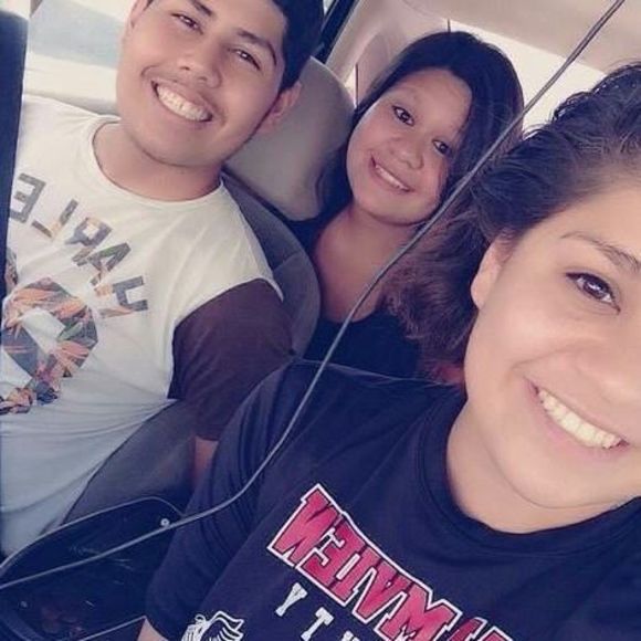 Meet your Posher, Kimberly - Picture 1 of 1