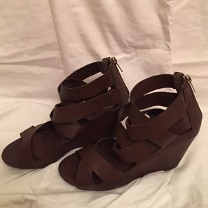 Mossimo wedges