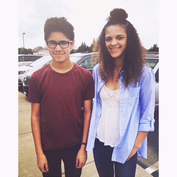 Meet your Posher, Breia - Picture 2 of 3