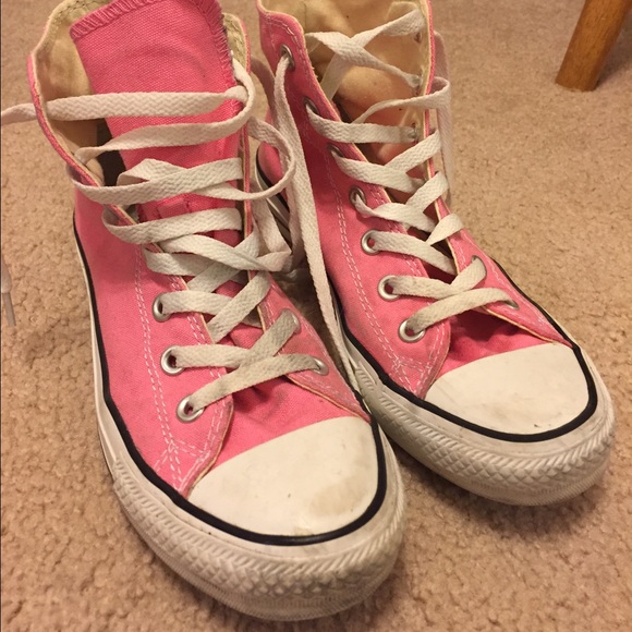 Pink high top converse size 7.5