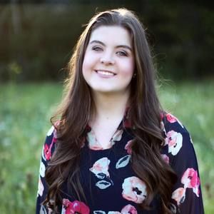 Meet your Posher, Caroline