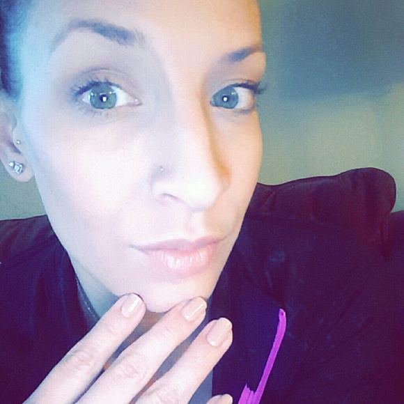 Meet your Posher, Jen