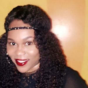 Meet your Posher, Joi