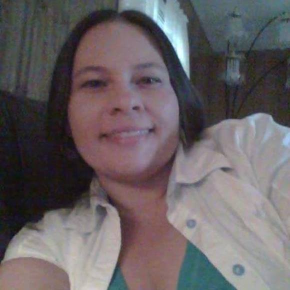 Meet your Posher, Jennifer - Picture 1 of 1