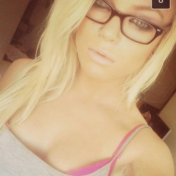 Meet your Posher, Lex