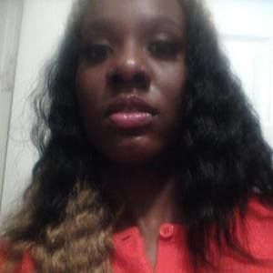 Meet your Posher, Laurie