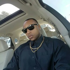 Meet your Posher, Barry