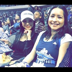 Meet your Posher, Laura