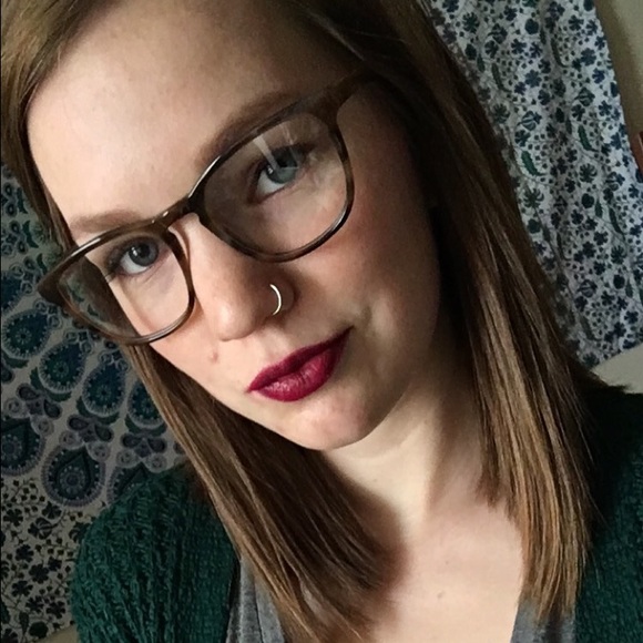 Meet your Posher, Maddie - Picture 1 of 1