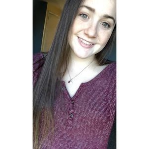 Meet your Posher, Caroline