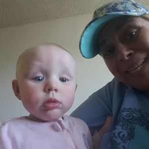 Meet your Posher, Pamela