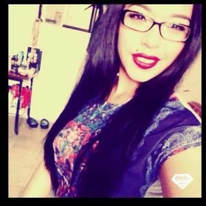 Meet your Posher, Magda