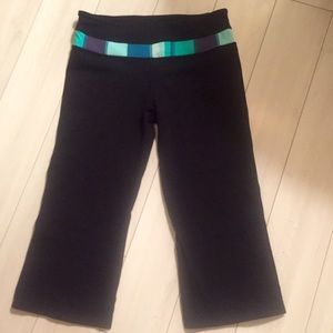 Lululemon reversible groove crop
