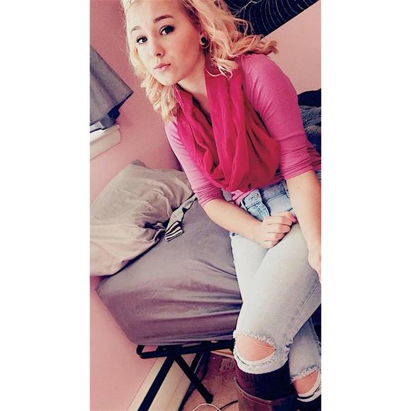 Meet your Posher, Samantha