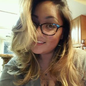 Meet your Posher, Melissa