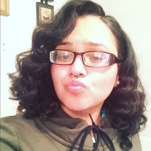 Meet your Posher, Jocelyn