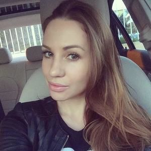 Meet your Posher, Oxana