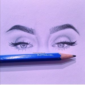 Meet your Posher, Izzy