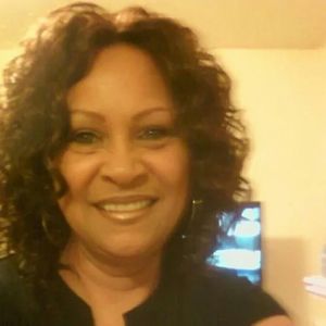 Meet your Posher, Deloris