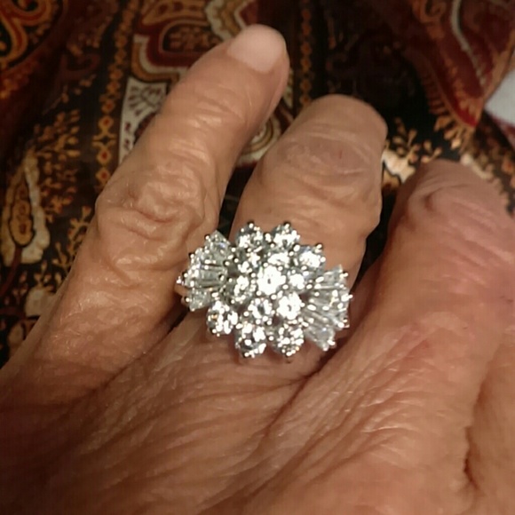 Cocktail ring - Picture 2 of 4