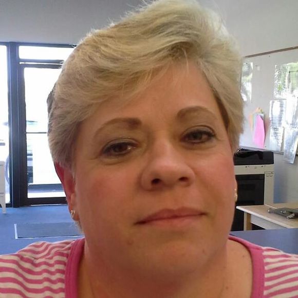 Meet your Posher, Darlene - Picture 1 of 1