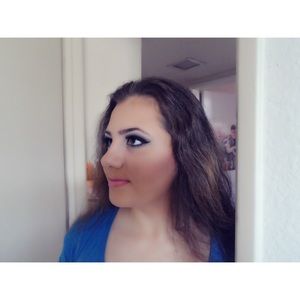 Meet your Posher, Lily