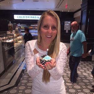 Meet your Posher, Krista