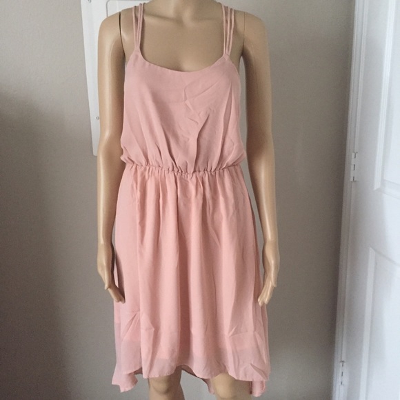 ⭐️5 STAR rated! ALMA peach embellished dress. - Picture 4 of 4