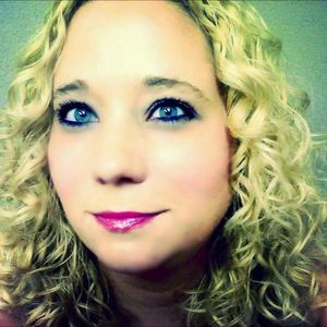 Meet your Posher, Adrienne