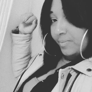 Meet your Posher, Alanda