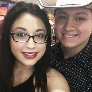 Meet your Posher, Amandakeri