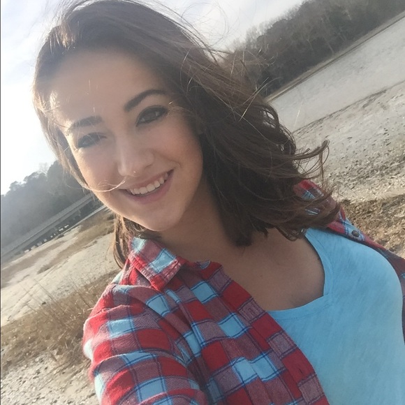 Meet your Posher, Julie