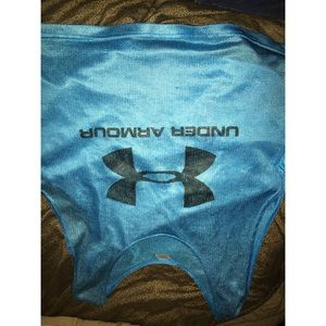 Under armour top