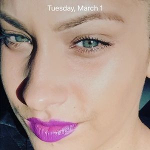 Meet your Posher, Lorraine