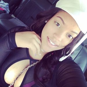 Meet your Posher, Marleni