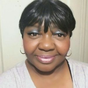 Meet your Posher, Joanna