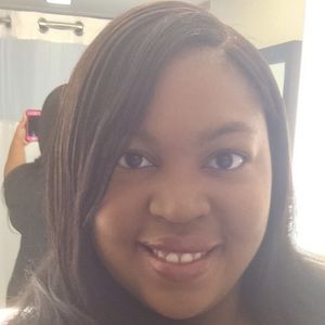 Meet your Posher, Simone