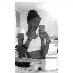 Meet your Posher, Marissa