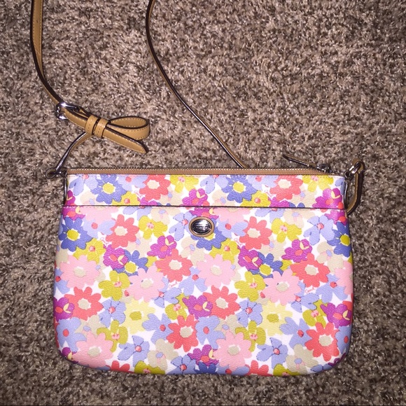 Coach Crossbody - Picture 1 of 2