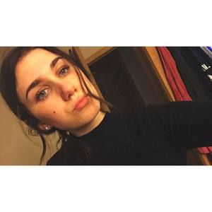 Meet your Posher, Alisha