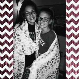 Meet your Posher, Annie