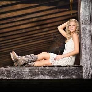 Meet your Posher, Bailey