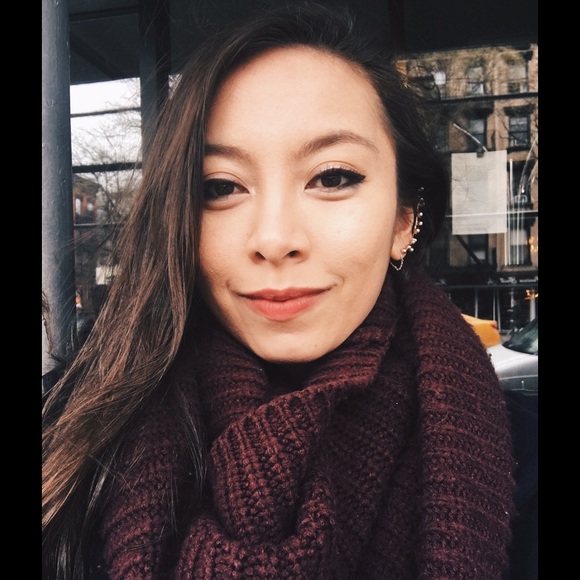 Meet your Posher, Jessica - Picture 1 of 1