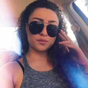 Meet your Posher, Ariana