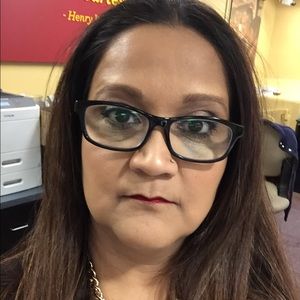 Meet your Posher, Zareen